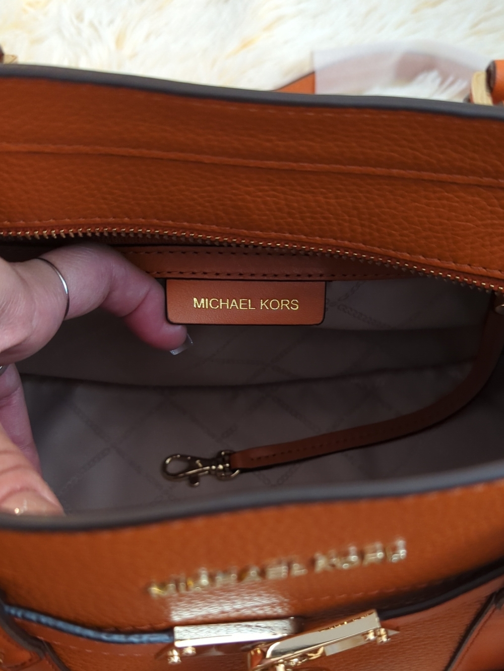 ❣️👜Michael Kors Nouveau Hamilton Leather Satchel in Burnt Orange👜❣️ - Picture 8 of 10